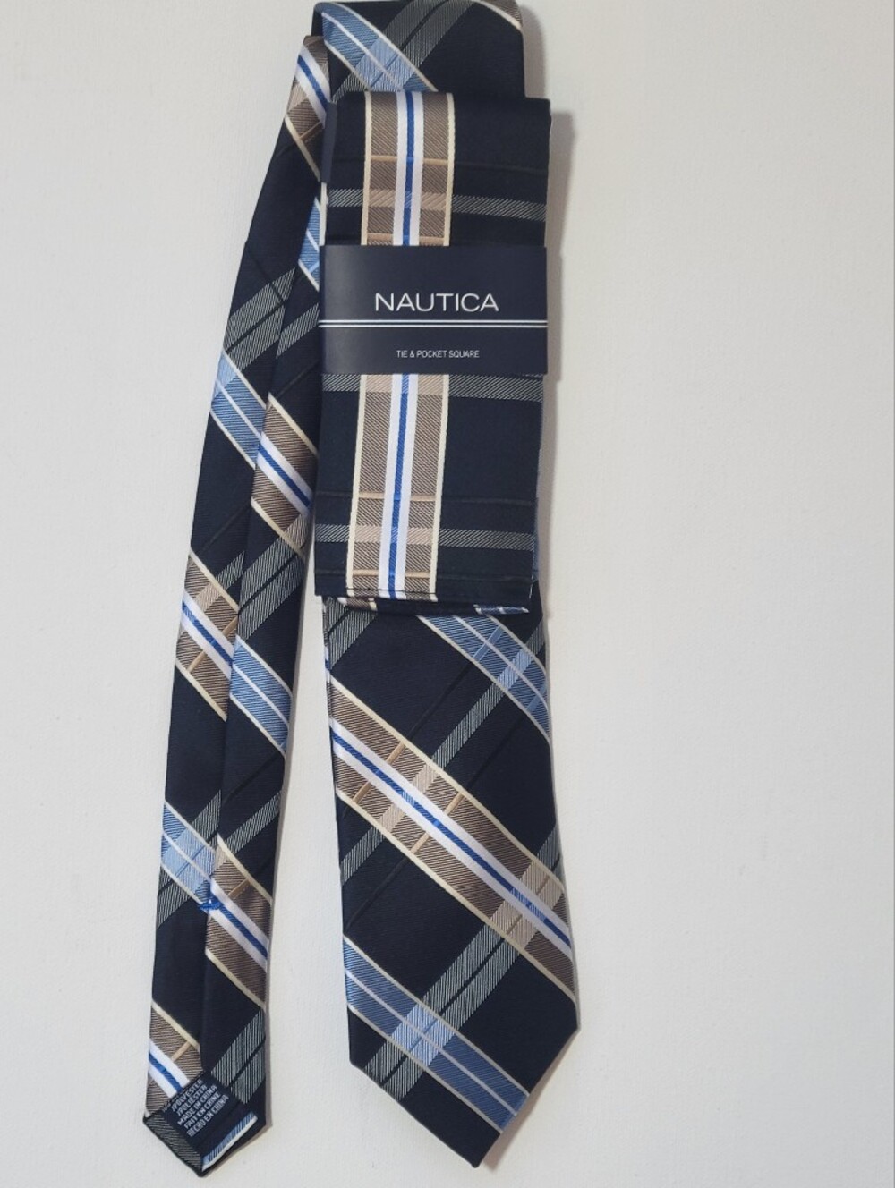 NWT Nautica Men's Plaid Tie & Pocket Square Set Navy Blue Tan Necktie
